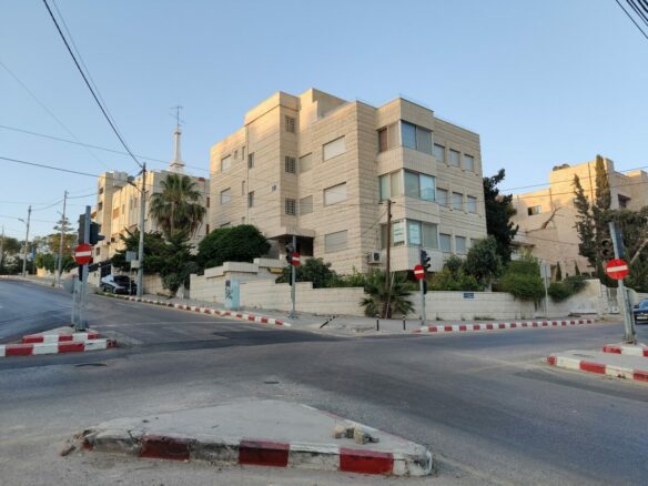 مباني للبيع والايجار في مادبا